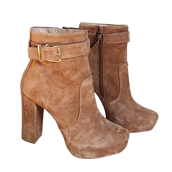 NWT Express Genuine Suede Leather Buckle Block Heel Tan Boots size 7 - Picture 1 of 9